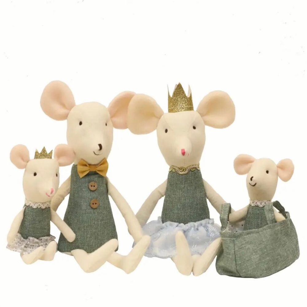 Cute family mouse Happy family.
Each product is made with heart.
